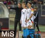 03.06.2024, Fussball Nationalteams Freundschaftsspiele 2024, Lnderspiel, Deutschland - Ukraine, im Max-Morlock-Stadion (Nrnberg).  v.li: Trainer Julian Nagelsmann (Deutschland) mit Maximilian Beier (Deutschland) und Robin Koch (Deutschland) 