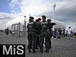 14.06.2024, Fussball UEFA EURO 2024, Vorrunde, 1.Spieltag, Erffnungsspiel Deutschland - Schottland, in der Fuball Arena Mnchen. Polizei schtzt das Spiel