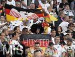 14.06.2024, Fussball UEFA EURO 2024, Vorrunde, 1.Spieltag, Erffnungsspiel Deutschland - Schottland, in der Fuball Arena Mnchen. Die Fans feiern die Mannschaft,