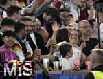 14.06.2024, Fussball UEFA EURO 2024, Vorrunde, 1.Spieltag, Erffnungsspiel Deutschland - Schottland, in der Fuball Arena Mnchen. Lena Wurzenberger (Deutschland) die Freundin von Trainer Julian Nagelsmann (Deutschland) jubelt.