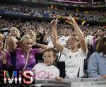 14.06.2024, Fussball UEFA EURO 2024, Vorrunde, 1.Spieltag, Erffnungsspiel Deutschland - Schottland, in der Fuball Arena Mnchen. Lena Wurzenberger (Deutschland) die Freundin von Trainer Julian Nagelsmann (Deutschland) feiert 