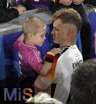 14.06.2024, Fussball UEFA EURO 2024, Vorrunde, 1.Spieltag, Erffnungsspiel Deutschland - Schottland, in der Fuball Arena Mnchen. Josua Kimmich (Deutschland) mit Sohn auf dem Arm.