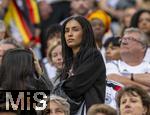 14.06.2024, Fussball UEFA EURO 2024, Vorrunde, 1.Spieltag, Erffnungsspiel Deutschland - Schottland, in der Fuball Arena Mnchen. Aaliyah, Freundin von Florian Wirtz (Deutschland) auf der Tribne.