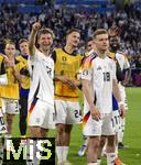 14.06.2024, Fussball UEFA EURO 2024, Vorrunde, 1.Spieltag, Erffnungsspiel Deutschland - Schottland, in der Fuball Arena Mnchen. Schlussjubel  Thomas Mller (Deutschland), Robin Koch (Deutschland), Maximilian Mittelstdt (Deutschland) 