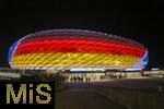 14.06.2024, Fussball UEFA EURO 2024, Vorrunde, 1.Spieltag, Erffnungsspiel Deutschland - Schottland, in der Fuball Arena Mnchen. Das Stadion ist aussen mit den Landesflaggen (Deutschland und Schottland) illuminiert.