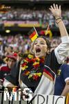 14.06.2024, Fussball UEFA EURO 2024, Vorrunde, 1.Spieltag, Erffnungsspiel Deutschland - Schottland, in der Fuball Arena Mnchen. Weibliche Fans Deutschland