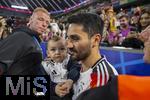 14.06.2024, Fussball UEFA EURO 2024, Vorrunde, 1.Spieltag, Erffnungsspiel Deutschland - Schottland, in der Fuball Arena Mnchen. Ilkay Gndogan (Deutschland) nach dem Spiel mit seinem Sohn 