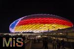 14.06.2024, Fussball UEFA EURO 2024, Vorrunde, 1.Spieltag, Erffnungsspiel Deutschland - Schottland, in der Fuball Arena Mnchen. Das Stadion ist aussen mit den Landesflaggen (Deutschland und Schottland) illuminiert.  