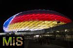 14.06.2024, Fussball UEFA EURO 2024, Vorrunde, 1.Spieltag, Erffnungsspiel Deutschland - Schottland, in der Fuball Arena Mnchen. Das Stadion ist aussen mit den Landesflaggen (Deutschland und Schottland) illuminiert.  