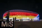 14.06.2024, Fussball UEFA EURO 2024, Vorrunde, 1.Spieltag, Erffnungsspiel Deutschland - Schottland, in der Fuball Arena Mnchen. Das Stadion ist aussen mit den Landesflaggen (Deutschland und Schottland) illuminiert. 