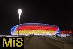 14.06.2024, Fussball UEFA EURO 2024, Vorrunde, 1.Spieltag, Erffnungsspiel Deutschland - Schottland, in der Fuball Arena Mnchen. Das Stadion ist aussen mit den Landesflaggen (Deutschland und Schottland) illuminiert. 