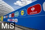 17.06.2024, Fussball UEFA EURO 2024, Vorrunde, Match 10, Rumnien - Ukraine, in der Fuball Arena Mnchen. Werbung der Hauptsponsoren der UEFA vor dem Stadion, Aliexpress, Alipay, Atos, Betano Sportwetten, booking.com, BYD, Coca Cola, Hisense, Ergo, DB, Bitburger, Lidl, Strauss, 

