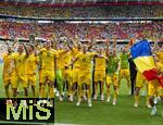 17.06.2024, Fussball UEFA EURO 2024, Vorrunde, Match 10, Rumnien - Ukraine, in der Fuball Arena Mnchen. Schlussjubel der Rumnen. Alexandru Cicaldau (Rumnien), Ianis Hagi (Rumnien), Razvan Marin (Rumnien), Nicolae Stanciu (Rumnien), Marius Marin (Rumnien), Adrian Rus (Rumnien), George Puscas (Rumnien), Bogdan Racovitan (Rumnien), Daniel Birligea (Rumnien), 

