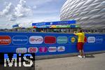 17.06.2024, Fussball UEFA EURO 2024, Vorrunde, Match 10, Rumnien - Ukraine, in der Fuball Arena Mnchen. Werbung der Hauptsponsoren der UEFA vor dem Stadion, Aliexpress, Alipay, Atos, Betano Sportwetten, booking.com, BYD, Coca Cola, Hisense, Ergo, DB, Bitburger, Lidl, Strauss, Visit Qatar, VIVO 

