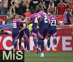 19.06.2024, Fussball UEFA EURO 2024, Vorrunde, 2.Spieltag, Deutschland - Ungarn, in der Stuttgart Arena. Torjubel v.l. Maximilian Mittelstdt (Deutschland) und Ilkay Gndogan (Deutschland) 

