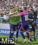 19.06.2024, Fussball UEFA EURO 2024, Vorrunde, 2.Spieltag, Deutschland - Ungarn, in der Stuttgart Arena. Maximilian Mittelstdt (Deutschland) jubelt mit den Ersatzspielern Maximilian Beier (Deutschland) 

