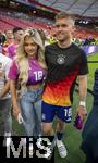 19.06.2024, Fussball UEFA EURO 2024, Vorrunde, 2.Spieltag, Deutschland - Ungarn, in der Stuttgart Arena. Maximilian Mittelstdt (Deutschland) und Influencerin Lea Prinz (Deutschland) Freundin von Maximilian Mittelstdt  

