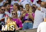 19.06.2024, Fussball UEFA EURO 2024, Vorrunde, 2.Spieltag, Deutschland - Ungarn, in der Stuttgart Arena. Influencerin Lea Prinz (Deutschland) Freundin von Maximilian Mittelstdt  auf der Tribne.

