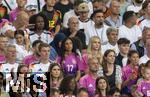 19.06.2024, Fussball UEFA EURO 2024, Vorrunde, 2.Spieltag, Deutschland - Ungarn, in der Stuttgart Arena. Aaliyah (Nr. 17) Freundin von Florian Wirtz (Deutschland)  
 
