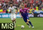 19.06.2024, Fussball UEFA EURO 2024, Vorrunde, 2.Spieltag, Deutschland - Ungarn, in der Stuttgart Arena. Chris Jan Fhrich (re, Deutschland) gegen Dominik Szoboszlai (Ungarn) 

