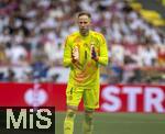 19.06.2024, Fussball UEFA EURO 2024, Vorrunde, 2.Spieltag, Deutschland - Ungarn, in der Stuttgart Arena. Torwart Peter Gulacsi (Ungarn) nachdenklich.

