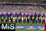 19.06.2024, Fussball UEFA EURO 2024, Vorrunde, 2.Spieltag, Deutschland - Ungarn, in der Stuttgart Arena.  Aufstellung zur Hymne, mit Torwart Manuel Neuer (Deutschland), Toni Kroos (Deutschland), Antonio Rdiger (Deutschland), Kai Havertz (Deutschland), Jonathan Tah (Deutschland), Robert Andrich (Deutschland), vorne Jamal Musiala (Deutschland), Maximilian Mittelstdt (Deutschland), Josua Kimmich (Deutschland), Florian Wirtz (Deutschland), Ilkay Gndogan (Deutschland)  

