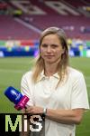 19.06.2024, Fussball UEFA EURO 2024, Vorrunde, 2.Spieltag, Deutschland - Ungarn, in der Stuttgart Arena. Tabea Kemme (Magenta TV) beim Interview am Spielfeldrand. 

