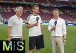 19.06.2024, Fussball UEFA EURO 2024, Vorrunde, 2.Spieltag, Deutschland - Ungarn, in der Stuttgart Arena. Nach dem Spiel, v.li: Bastian Schweinsteiger, Trainer Julian Nagelsmann (Deutschland), Alexander Bommes (ARD-Moderator) beim Interview am Spielfeldrand.

