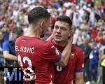 20.06.2024, Fussball UEFA EURO 2024, Vorrunde, Gruppe C, Slowenien - Serbien, in der Fuball Arena Mnchen. v.l. Milos Veljkovic (Serbien) und Luka Jovic (Serbien) jubeln

