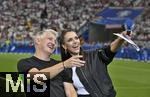 23.06.2024, Fussball UEFA EURO 2024, Vorrunde, 3.Spieltag, Deutschland - Schweiz, in der Frankfurt-Arena in Frankfurt am Main, TV Experte Bastian Schweinsteiger (Deutschland) und Moderatorin Esther Sedlaczek (Deutschland).
