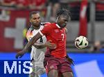 23.06.2024, Fussball UEFA EURO 2024, Vorrunde, 3.Spieltag, Deutschland - Schweiz, in der Frankfurt-Arena in Frankfurt am Main, v.l. Jonathan Tah (Deutschland) gegen Breel Embolo (Schweiz) 
