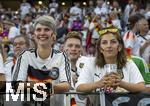 23.06.2024, Fussball UEFA EURO 2024, Vorrunde, 3.Spieltag, Schweiz - Deutschland, in der Frankfurt-Arena in Frankfurt am Main, Weibliche Deutschland-Fans freuen sich.
