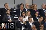 23.06.2024, Fussball UEFA EURO 2024, Vorrunde, 3.Spieltag, Schweiz - Deutschland, in der Frankfurt-Arena in Frankfurt am Main,  Ehrentribne, mit Bundeskanzler Olaf Scholz, Bundes-Aussenministerin Annalena Baerbock, Bundes-Innenministerin Nancy Faeser (beide im Deutschland-Trikot), Geschftsfhrer Hans-Joachim Watzke (DFB), DFB Prsident Bernd Neuendorf (Deutschland),Oliver Bierhoff
