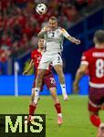 23.06.2024, Fussball UEFA EURO 2024, Vorrunde, 3.Spieltag, Schweiz - Deutschland, in der Frankfurt-Arena in Frankfurt am Main, Zeki Amdouni (Schweiz) gegen David Raum (Deutschland) 
