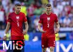 25.06.2024, Fussball UEFA EURO 2024, Vorrunde, 3.Spieltag, Frankreich - Polen, im BVB-Stadion in Dortmund,  v.li: Jan Bednarek (Polen) und Pawel Dawidowicz (Polen) 

