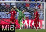 25.06.2024, Fussball UEFA EURO 2024, Vorrunde, 3.Spieltag, Frankreich - Polen, im BVB-Stadion in Dortmund, v.li: Jan Bednarek (Polen), Torwart Lukasz Skorupski (Polen), 

