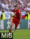 25.06.2024, Fussball UEFA EURO 2024, Vorrunde, 3.Spieltag, Frankreich - Polen, im BVB-Stadion in Dortmund, Jakub Kiwior (Polen) am Ball 

