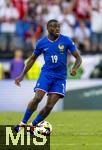 25.06.2024, Fussball UEFA EURO 2024, Vorrunde, 3.Spieltag, Frankreich - Polen, im BVB-Stadion in Dortmund, Youssouf Fofana (Frankreich) am Ball 

