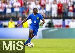 25.06.2024, Fussball UEFA EURO 2024, Vorrunde, 3.Spieltag, Frankreich - Polen, im BVB-Stadion in Dortmund, Youssouf Fofana (Frankreich) am Ball 

