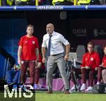 25.06.2024, Fussball UEFA EURO 2024, Vorrunde, 3.Spieltag, Frankreich - Polen, im BVB-Stadion in Dortmund, Trainer Michal Probierz (Polen) in Rage 

