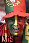 26.06.2024, Fussball UEFA EURO 2024, Vorrunde, 3.Spieltag, Georgien - Portugal, in der Arena AufSchalke Gelsenkirchen,    Ein portugiesischer Fan

