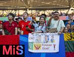 26.06.2024, Fussball UEFA EURO 2024, Vorrunde, 3.Spieltag, Georgien - Portugal, in der Arena AufSchalke Gelsenkirchen, Fans aus Asien fr Cristiano Ronaldo (Portugal) Forever Goat

