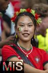 26.06.2024, Fussball UEFA EURO 2024, Vorrunde, 3.Spieltag, Georgien - Portugal, in der Arena AufSchalke Gelsenkirchen,  Weiblicher Fan Portugal. 

