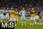 26.06.2024, Fussball UEFA EURO 2024, Vorrunde, 3.Spieltag, Georgien - Portugal, in der Arena AufSchalke Gelsenkirchen, nach dem Spiel, Bruno Fernandes (Portugal), Cristiano Ronaldo (Portugal), Pepe (Portugal) mit der Mannschaft bei den Fans

