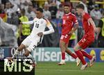 29.06.2024, Fussball UEFA EURO 2024, Achtelfinale, Deutschland - Dnemark, in der BVB-Arena Dortmund,   Jamal Musiala (Deutschland) setzt sich durch.

