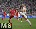 29.06.2024, Fussball UEFA EURO 2024, Achtelfinale, Deutschland - Dnemark, in der BVB-Arena Dortmund,   v.l. Thomas Delaney (Dnemark) gegen Josua Kimmich (Deutschland) 

