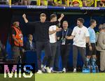 29.06.2024, Fussball UEFA EURO 2024, Achtelfinale, Deutschland - Dnemark, in der BVB-Arena Dortmund, Nach Schlusspfiff liegen jubelt Trainer Julian Nagelsmann (Deutschland), Co-Trainer Sandro Wagner (Deutschland), Andreas Rettig, Co Trainer Benjamin Glck glcklich.
