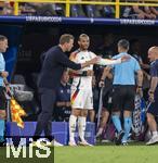 29.06.2024, Fussball UEFA EURO 2024, Achtelfinale, Deutschland - Dnemark, in der BVB-Arena Dortmund, v.l. Trainer Julian Nagelsmann (Deutschland) und Leroy Sane (Deutschland) im Gesprch.

