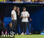 29.06.2024, Fussball UEFA EURO 2024, Achtelfinale, Deutschland - Dnemark, in der BVB-Arena Dortmund, v.l. Co-Trainer Sandro Wagner (Deutschland), Trainer Julian Nagelsmann (Deutschland) und Co Trainer Benjamin Glck (Deutschland).

