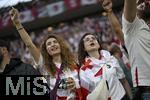 30.06.2024, Fussball UEFA EURO 2024, Achtelfinale, Spanien - Georgien, im Kln Stadion,  Zwei hbsche Georgierinnen 

